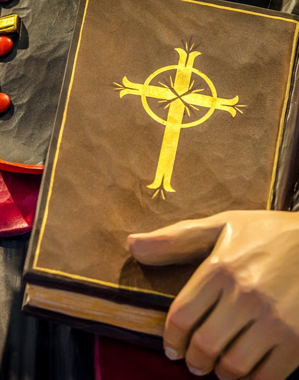 a devotee showing passion to the church